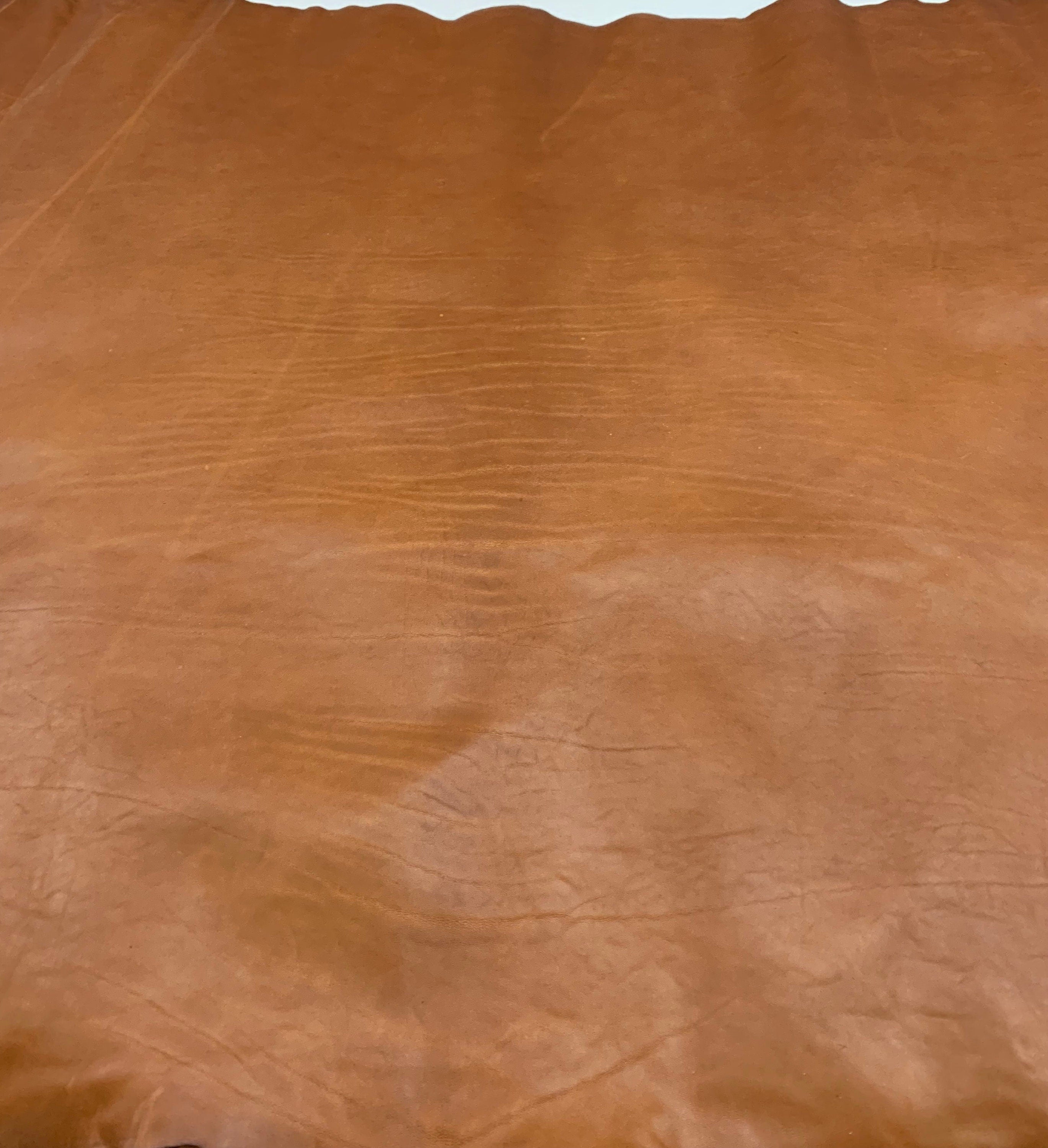 Brown natural oiled leather | 1.0-1.2 mm 2 oz thick | waxy oily finishing distressed color vegetable tanned square shoulder