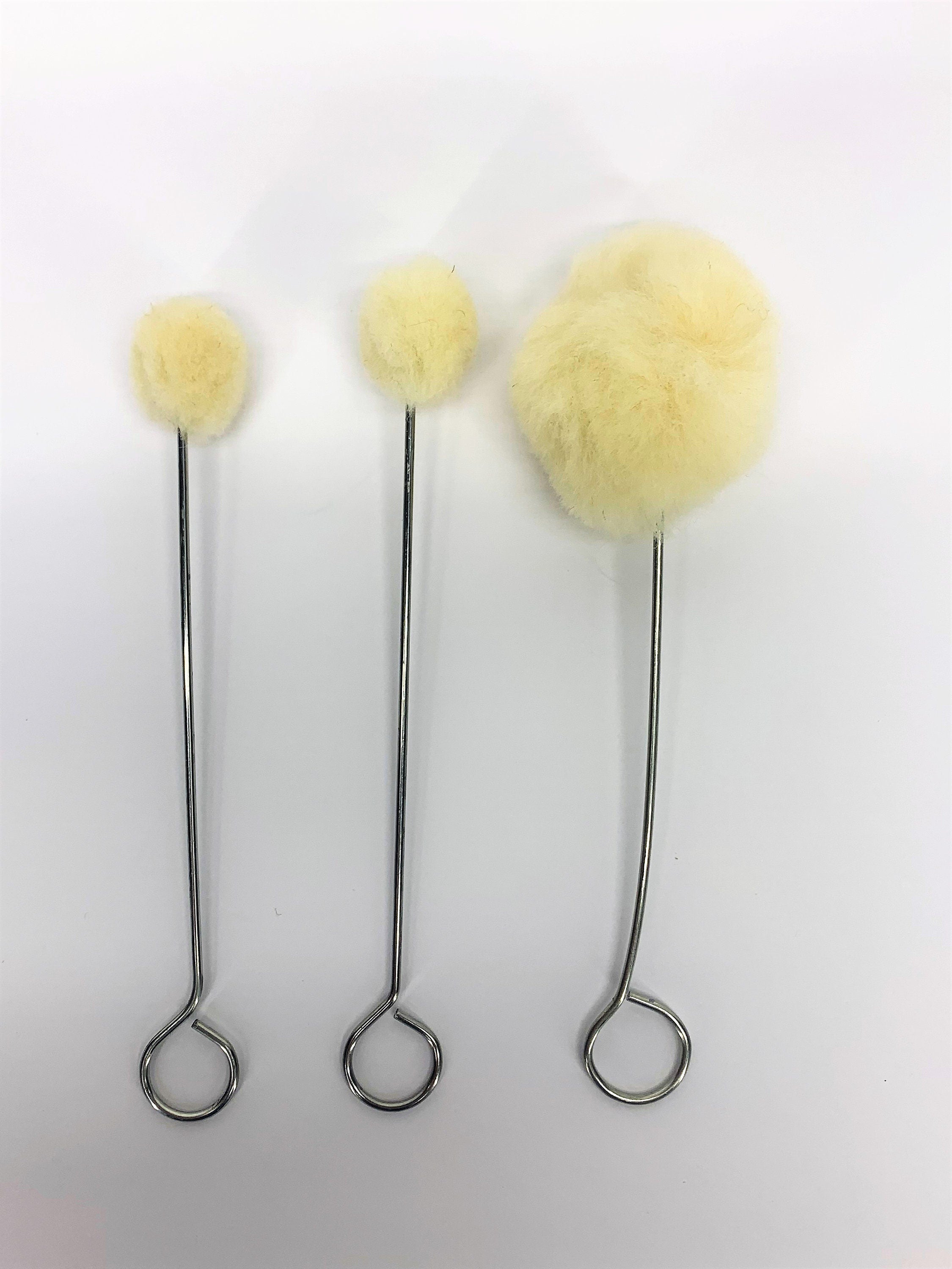 Wool applicator