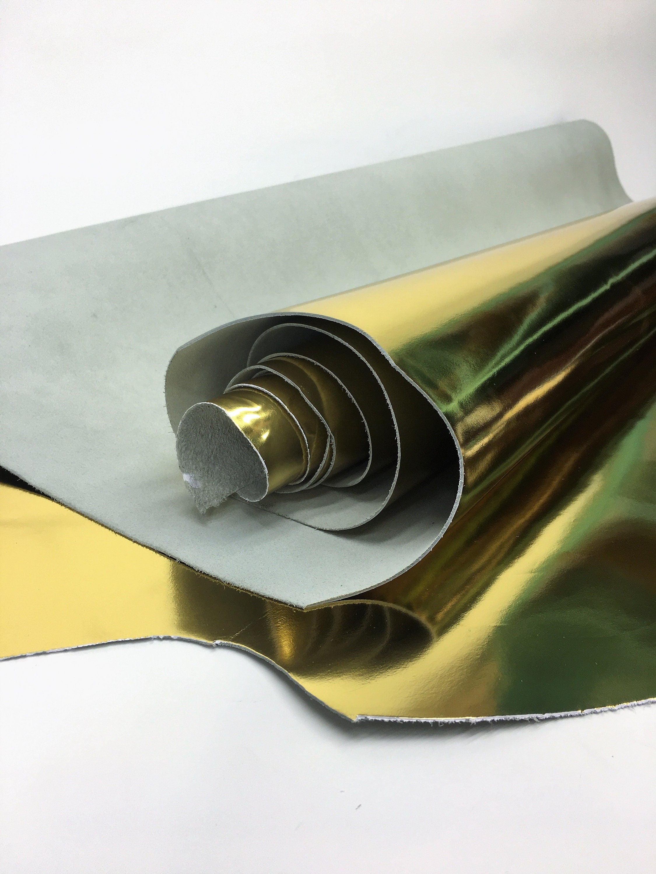 Gold metallic patent leather |2 -4 oz 1.2 1.3 | mm precut panels sheets