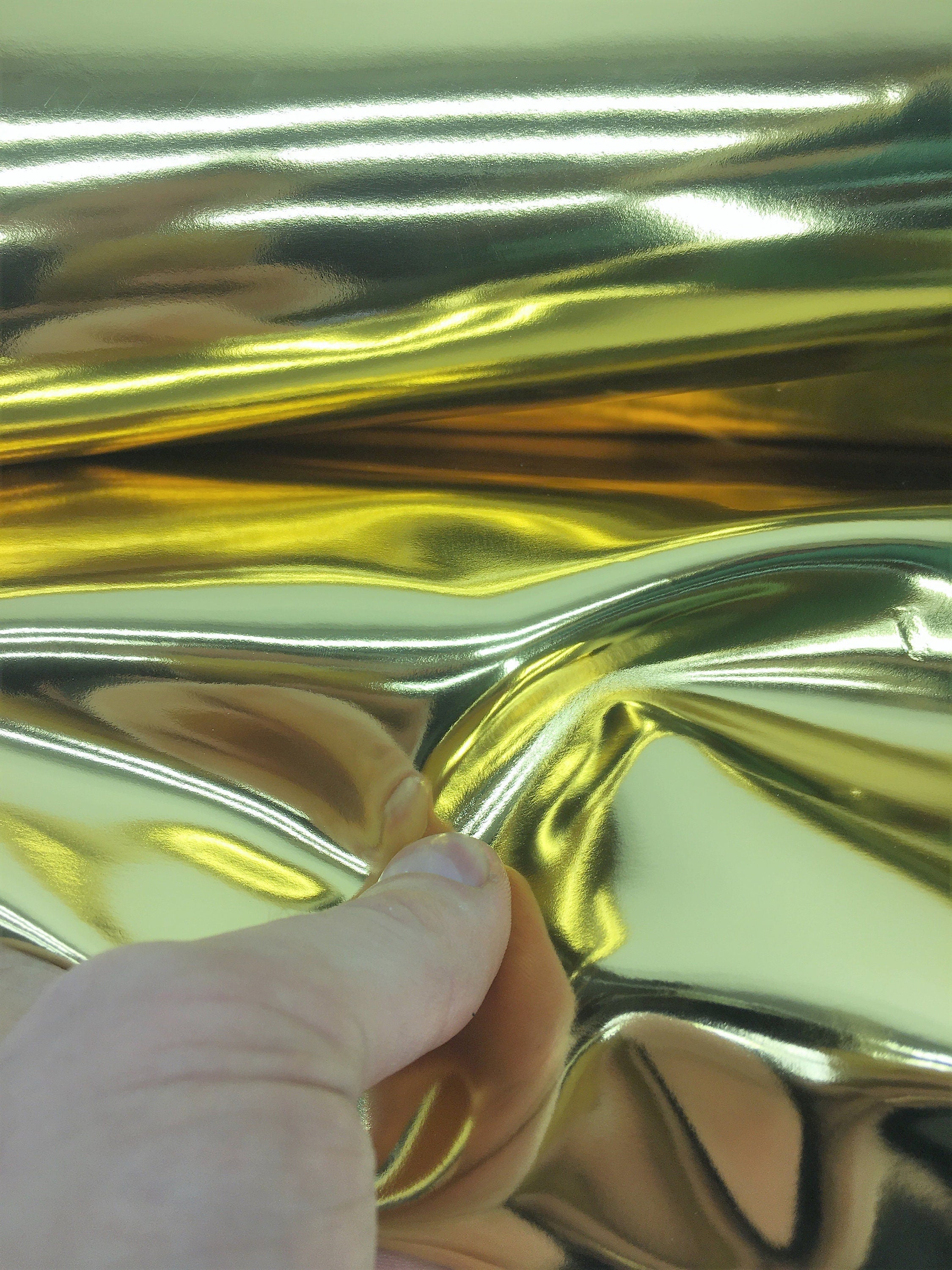 Gold metallic patent leather |2 -4 oz 1.2 1.3 | mm precut panels sheets