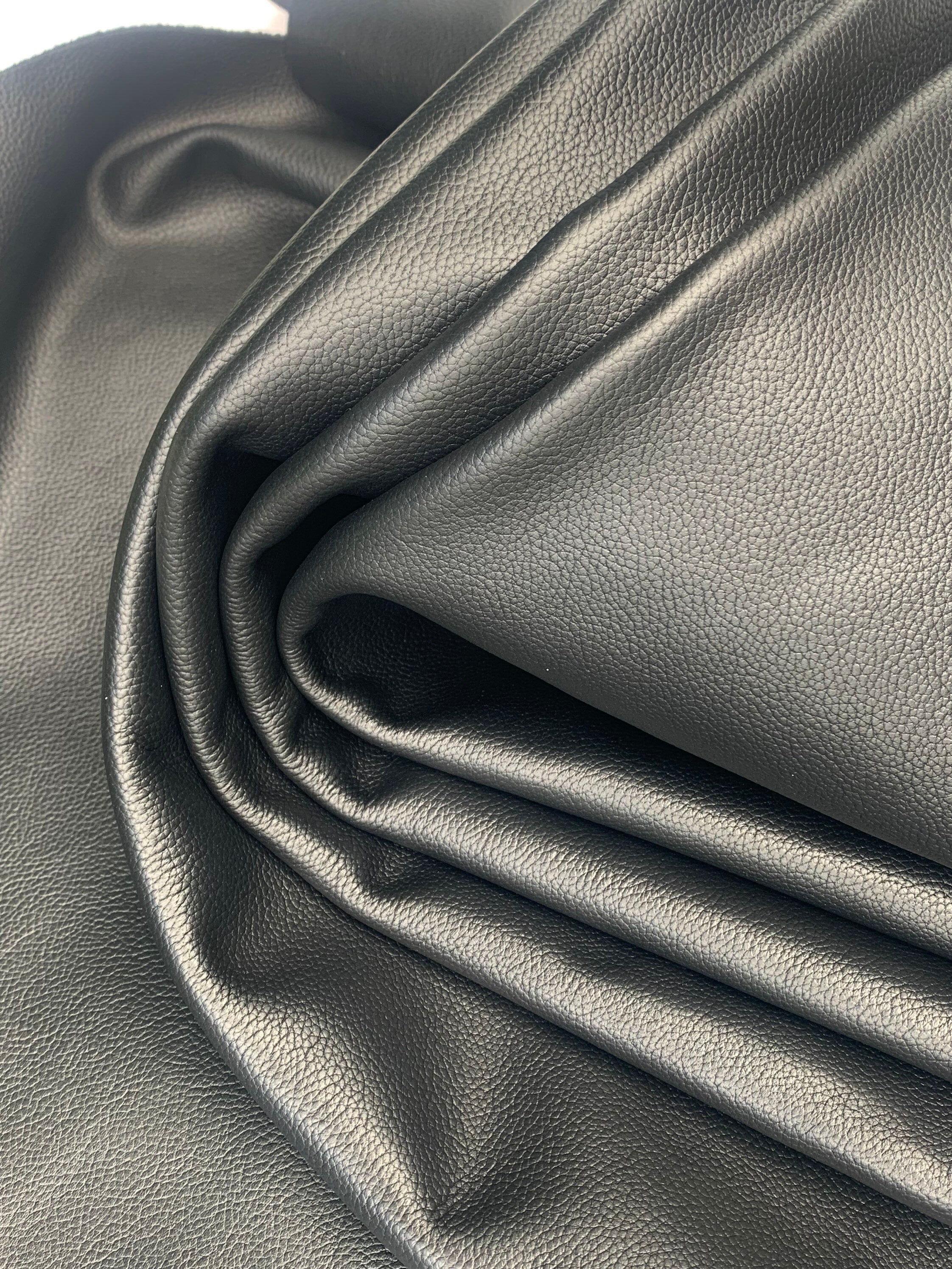 Black semi-matt pebbled cow leather 1.4-1.6mm | 4 oz | real natural hide skin | precut sheets panels