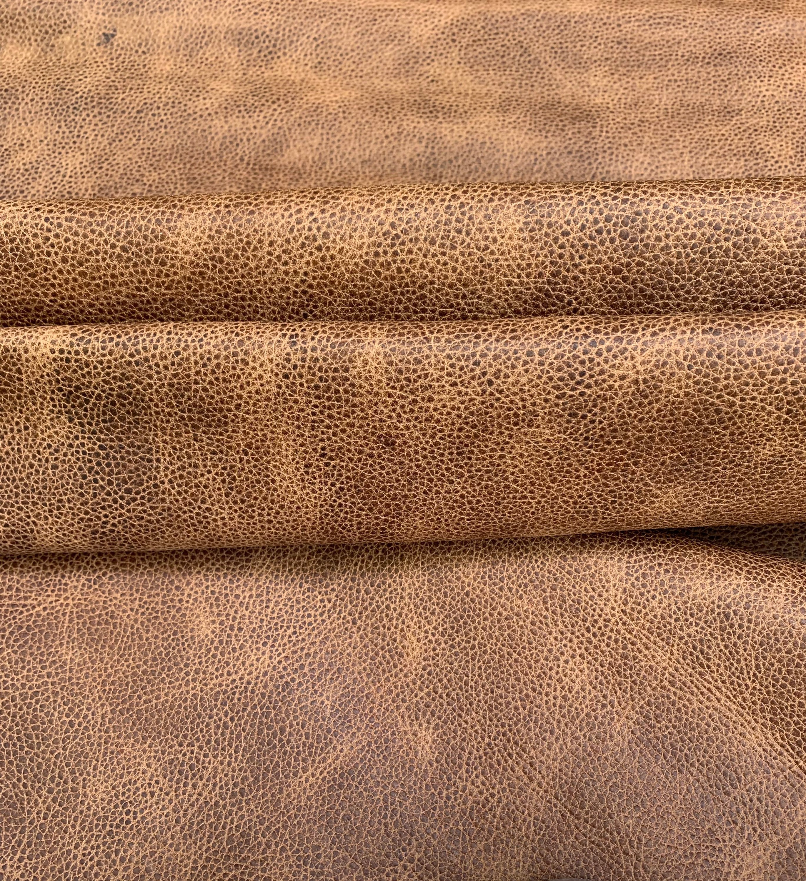 Distressed Soft Rustic Italian Milled Pebbled leather 1.3-1.5 mm 3-4 oz Brown | hides sheets panels for upholstery, bags, clothing