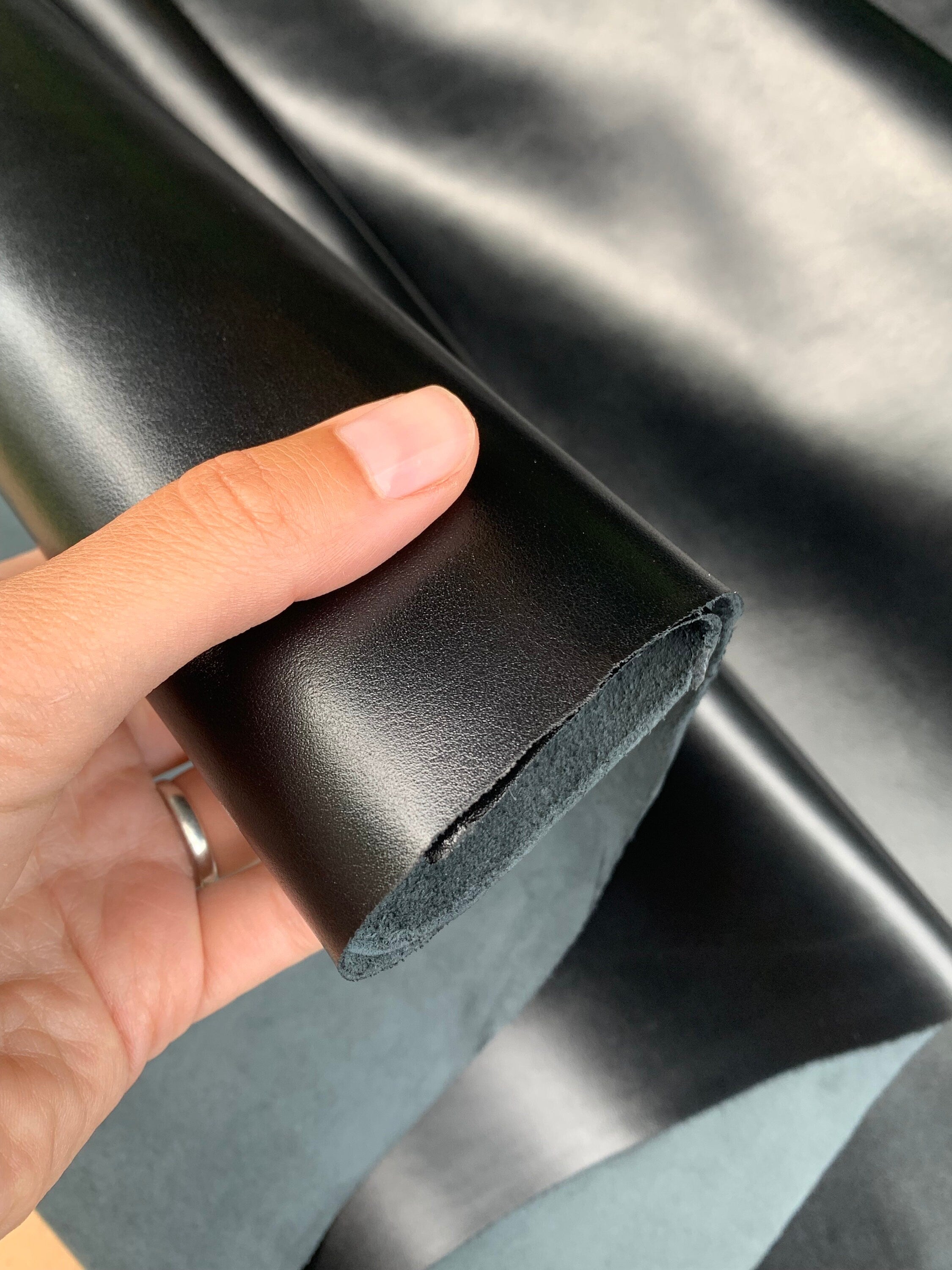 Black leather Glossy Soft | 1.2 mm 3 oz | sheets panels | italian | for shoes, bags, wallets, leathercraft