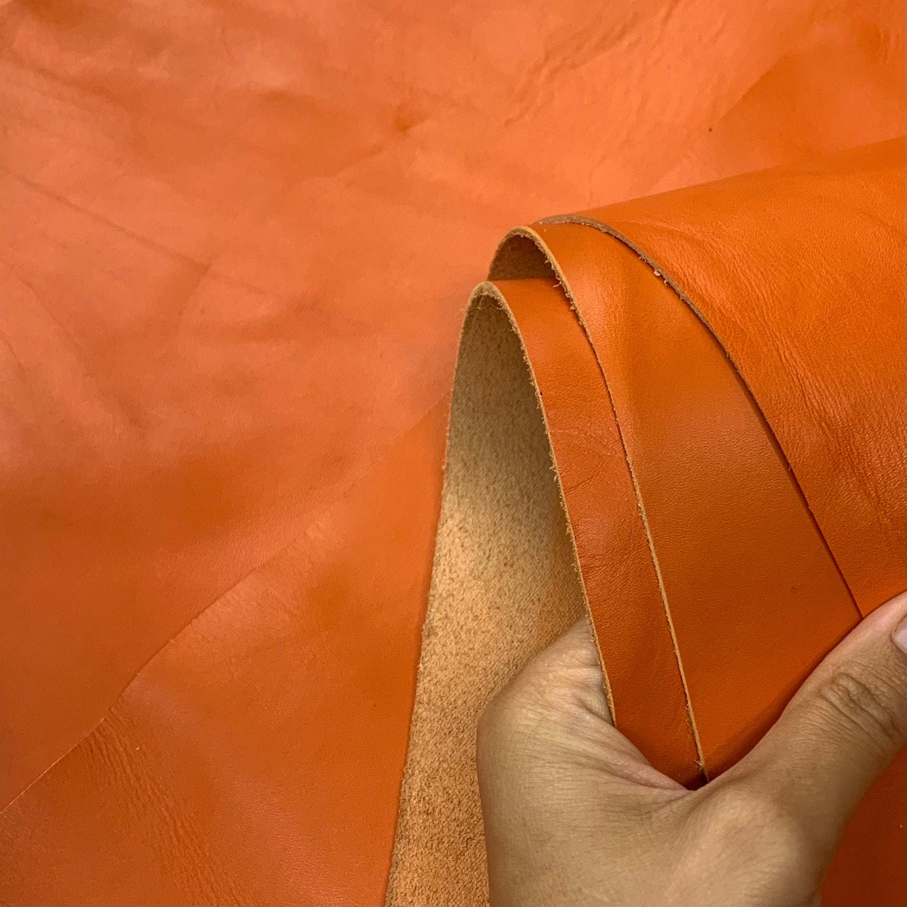 Orange soft cow leather| 1.2-1.5mm |3-4 oz | Real natural hide skin | Precut sheets panels | leathercraft, bags | carrot orange