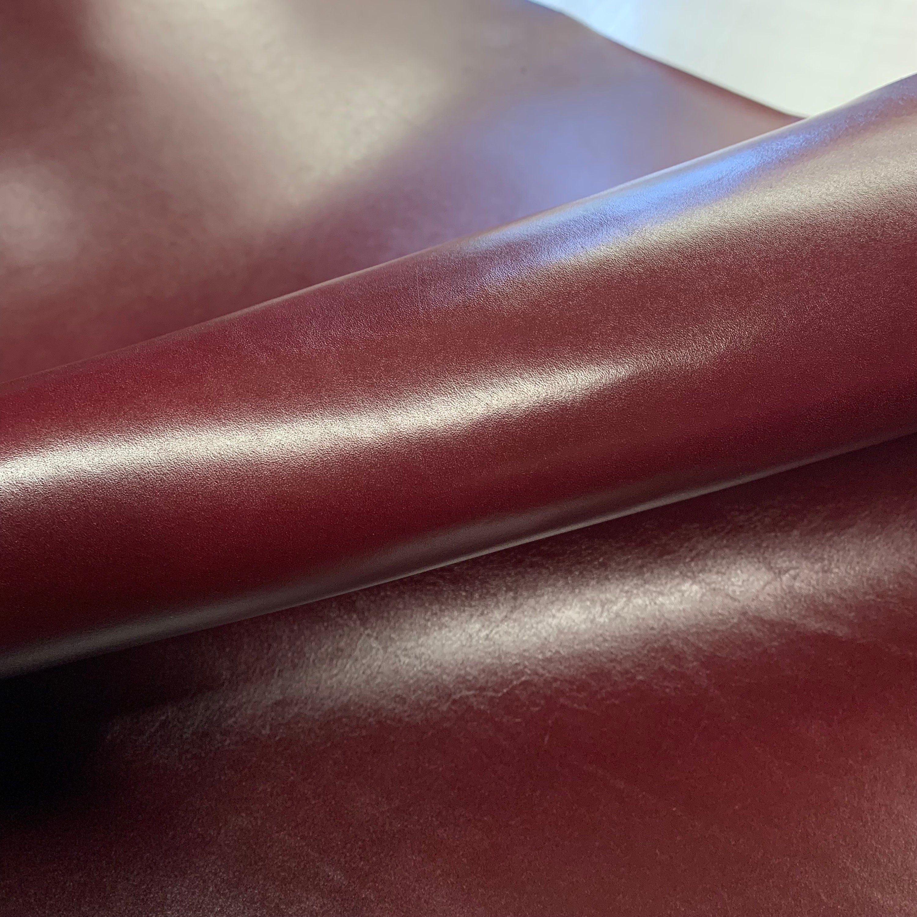 Thick leather burgundy sheets | 7-8 oz | 2.8-3mm | Buffallo Bizon Bull | for belts, durable bags, leather craft, handles, straps, harness