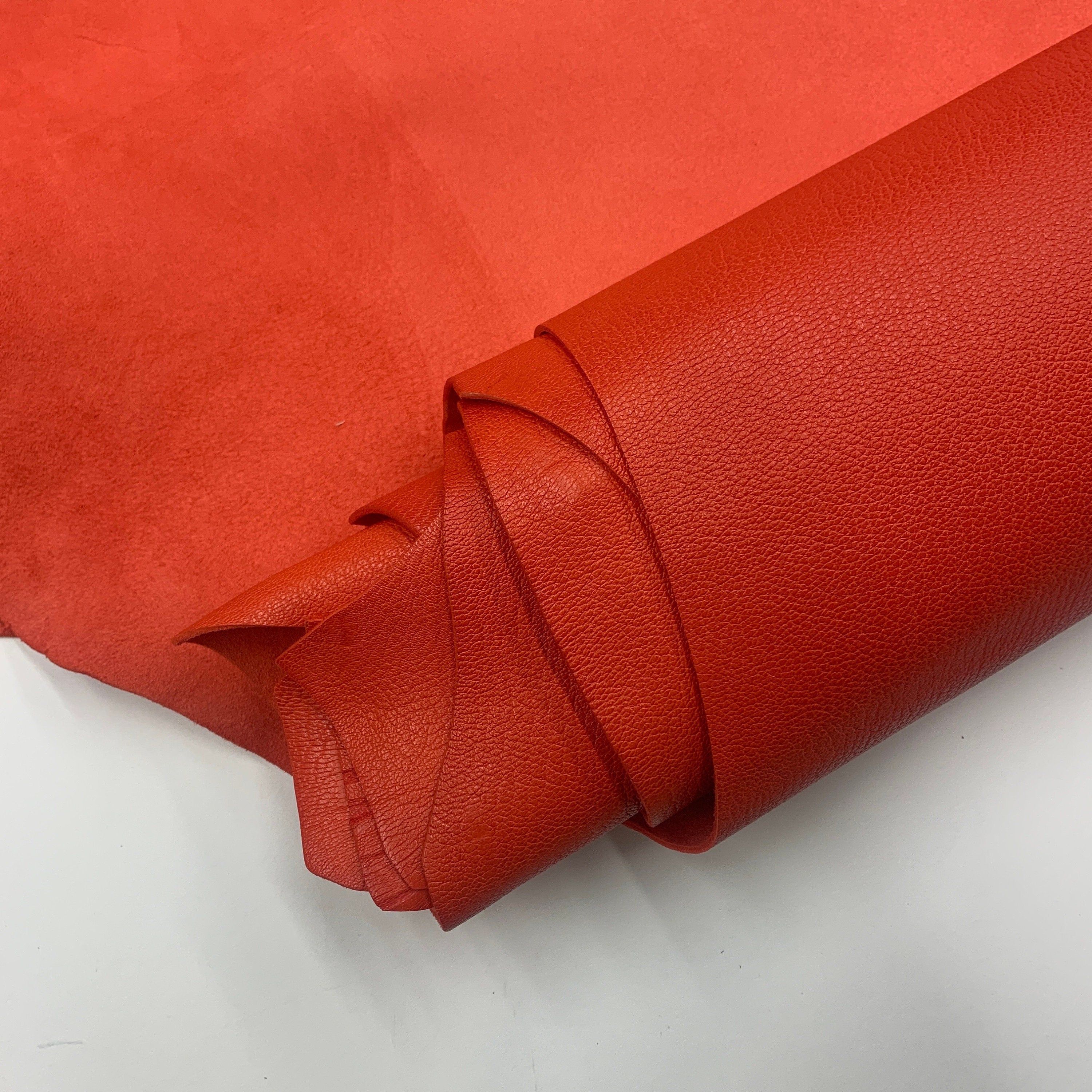 Red leather textured goat hide | 1.5 mm 3-4oz | soft, shiny, glossy | for bags, wallets, crafts