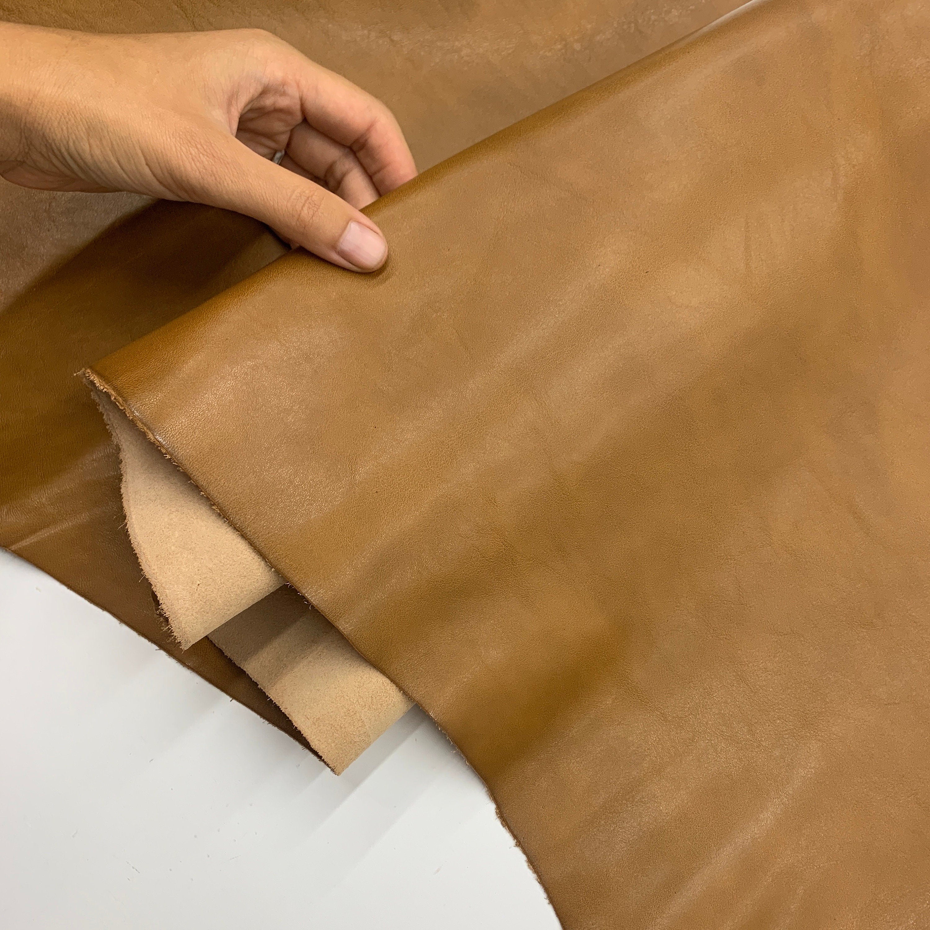 Brown Leather Vegetable tanned Italian | mid-soft natural | 1.2 mm 3oz | calf belly | sheets panels for bags shoes crafts leathercraft